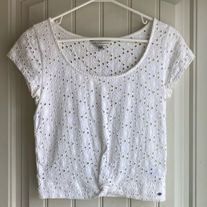 Women’s American Eagle sheer cropped knot front short sleeve eyelet tee, small